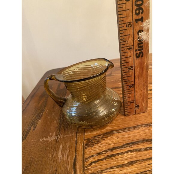 Vintage Amber Glass Creamer Pitcher With Swirl Design & Handle - Picture 3 of 4
